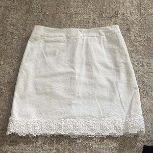 Talbots 2 Elegant White Lace Hem Skirt